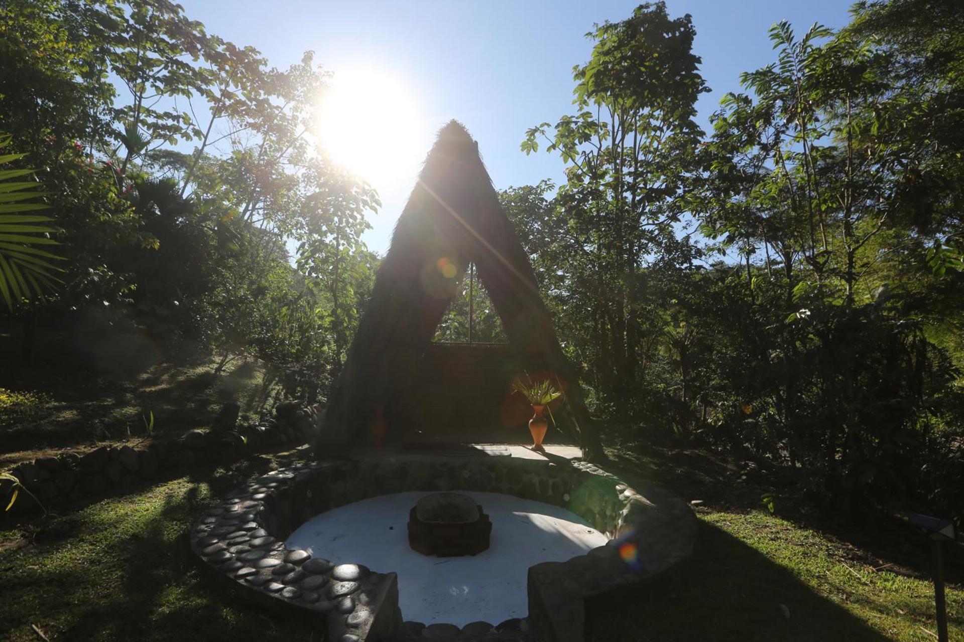 Kuyana Amazon Lodge Archidona エクステリア 写真