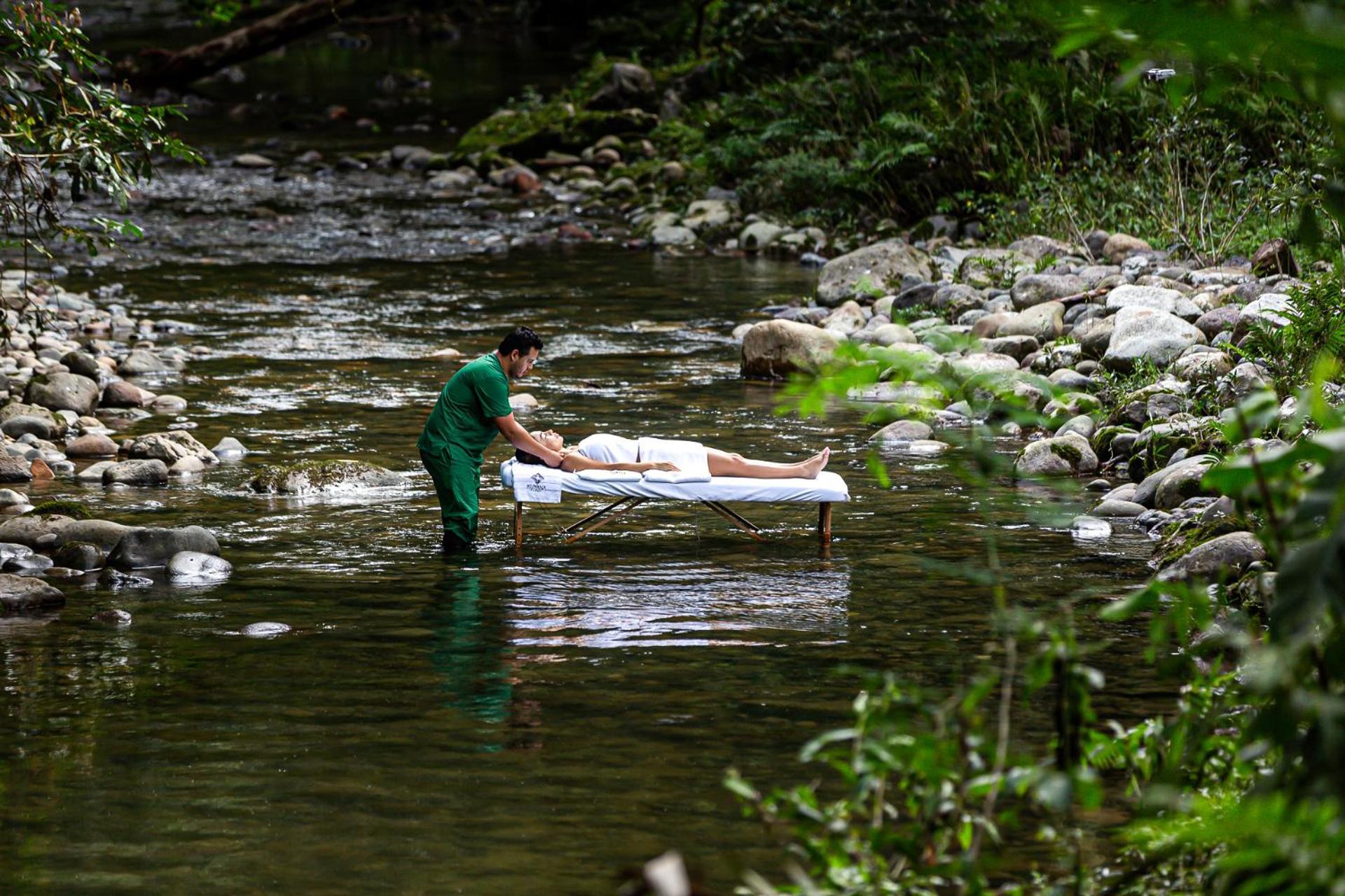 Kuyana Amazon Lodge Archidona エクステリア 写真